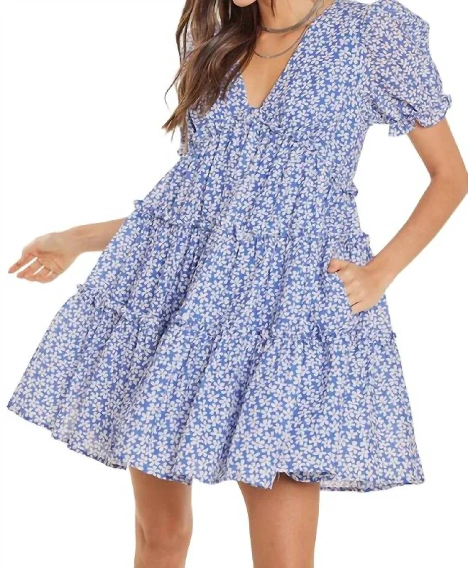 Women's Clothing Apparel Chic Urban Fashion Look Floral Babydoll Dress In Blue