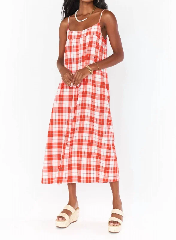 Chic Women's Garments Dreamy Aesthetic Oasis Midi Dress In Picnic Plaid