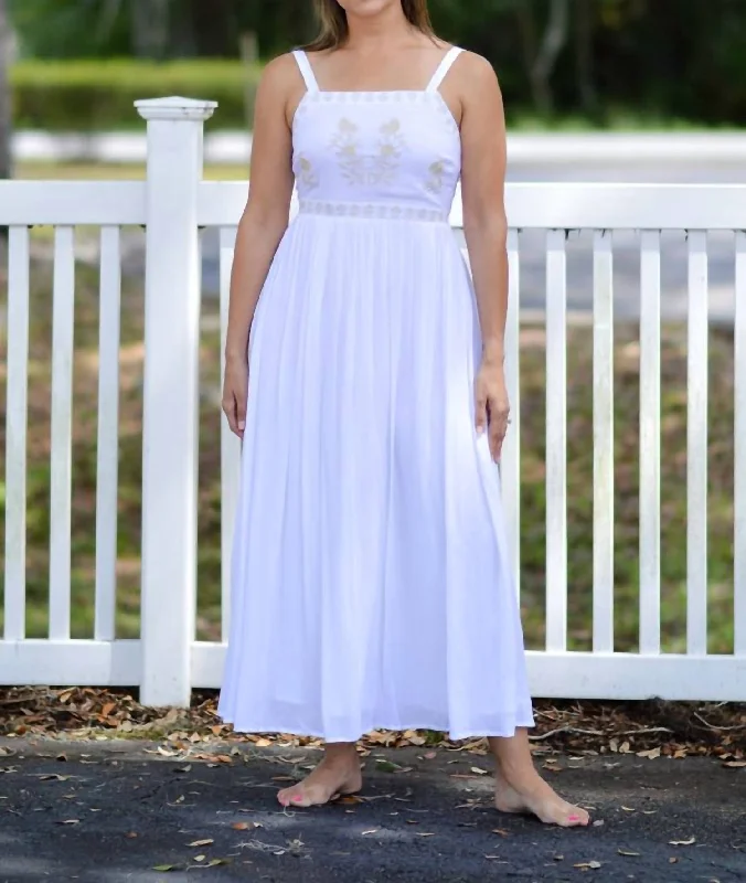 Women's Apparel Sophisticated Cut Pure Perfection Maxi Dress in White