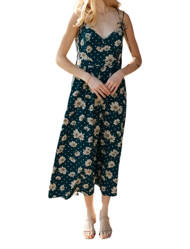 Vintage-Inspired Garments Bold Silhouette Floral Midi Dress In Navy