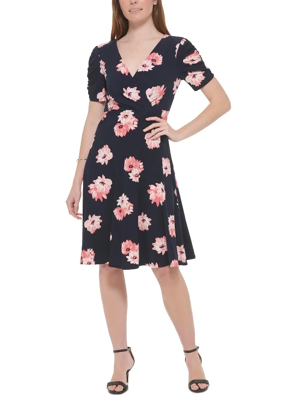 Women's Night-Out Outfit Graceful Drape Womens Floral Print Polyester Fit & Flare Dress