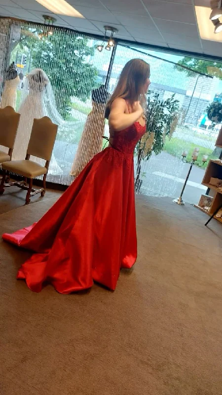 Women's Wedding Apparel Boho - Chic Festival - Ready Style Modest Ball Gown Spaghetti Straps Red Backless Long Prom Dresses Evening Dress C3049