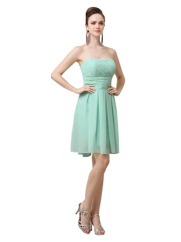 Women's Functional Apparel For Outdoor Activities Feminine Soft - Hued Styles Popular Chiffon Sweetheart Knee-Length Short Bridesmaid Dresses