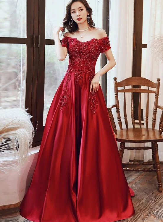 Women's Evening Garments Urban Sophistication Red Satin Short Sleeves With Lace Applique A Line Formal prom Dress, Red Evening Gown Party Dress   cg16447