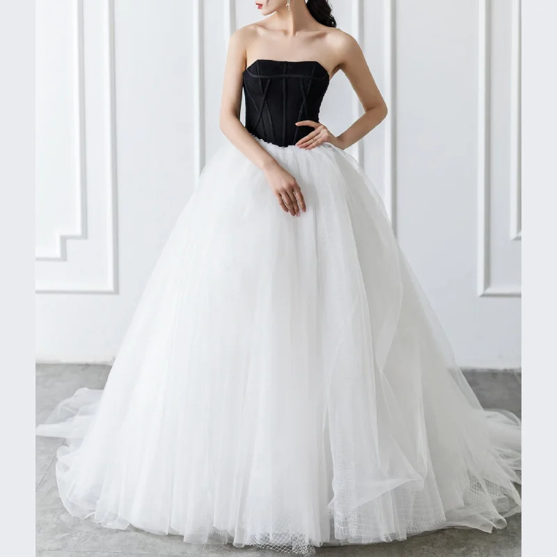 Women's Casual Clothing For Lounging Everyday Glamour Tulle Black and White Wedding Dress with Strapless Curve Neck A-line