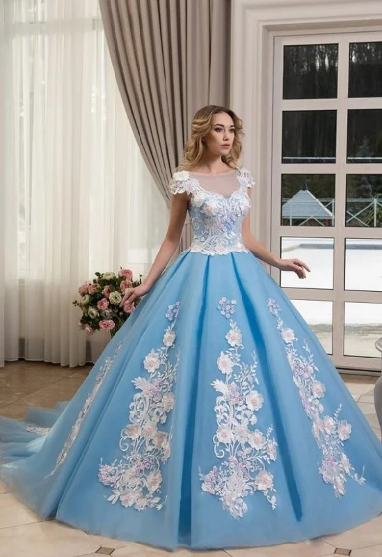 Plus-Size Women's Garments Princess Ball Gown Prom Dresses Light Blue Sheer Neck Lace Appliqued Flower Evening Gowns Vintage Formal Pageant Dress cg4650