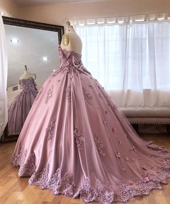 Fashionable Women's Casual Apparel Off Shoulder Embroidered Lace Quinceanera Dresses Ball prom Gowns  cg8608