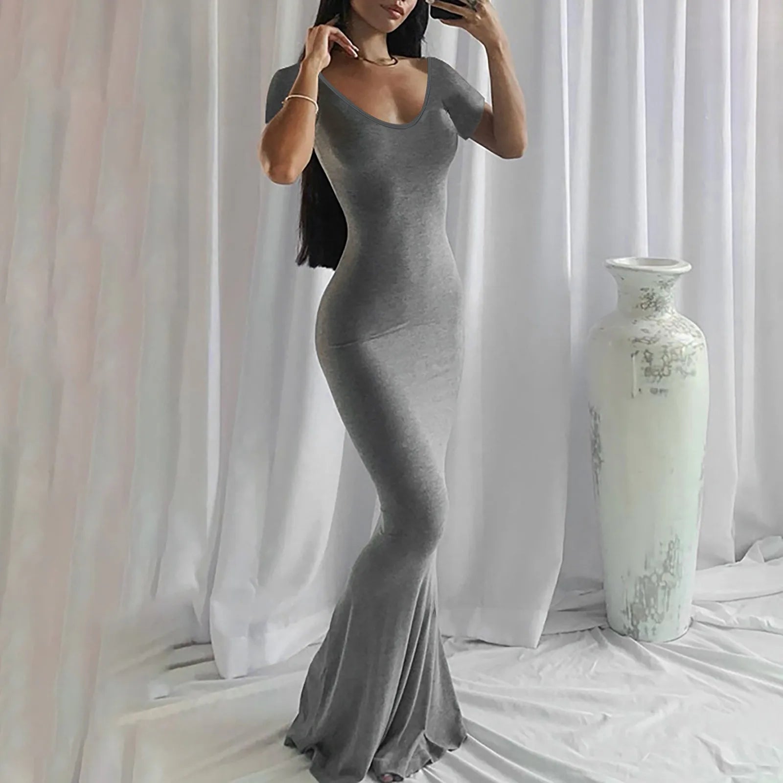 Women's Trendy Attire Bold Silhouette JuliaFashion - Fashion Sexy Skinny V-Neck Mermaid Tail Bodycon Maxi Women Party Elegant Backless Evening Long Female Robe Dress