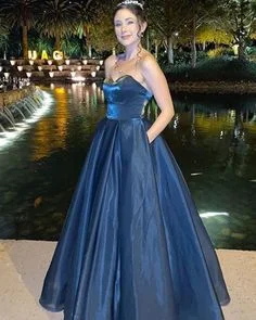 Formal Outfit For Women Statement Piece Simple Sweetheart Navy Blue Satin Prom Dress with Pockets   cg10148