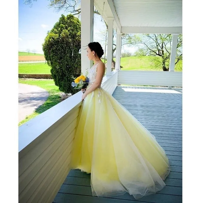 Women's Work Apparel Yellow Prom Dress,Tulle Prom Gown,V-Neck Evening Dress,Appliques Prom Gown  cg9332