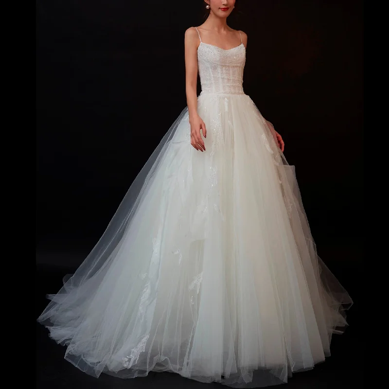 Charming Everyday Clothing For Women Weekend Special A-line Tulle Applique Lace Wedding Dress with Spaghetti Straps