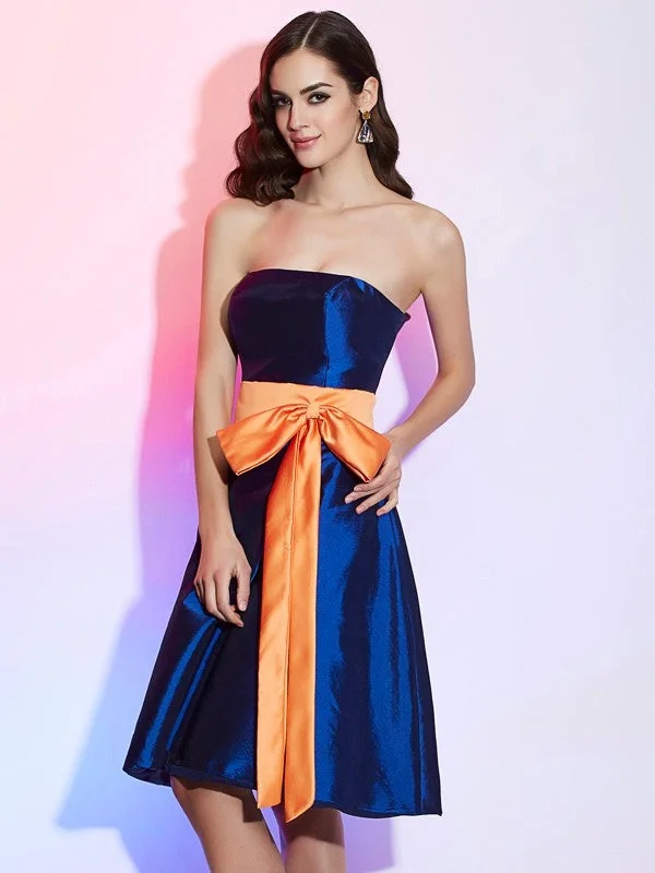 Women's Transitional Attire Seasonal Trend A-Line/Princess Strapless Sleeveless Sash/Ribbon/Belt Short Taffeta Bridesmaid Dresses