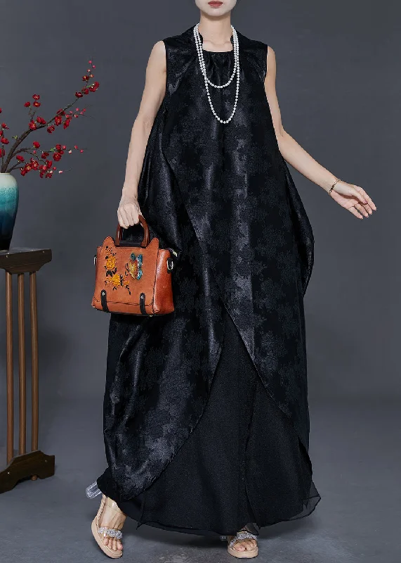 Women's Weekend Outfit Alluring Design Modern Black Oversized Jacquard Silk Holiday Dress Sleeveless